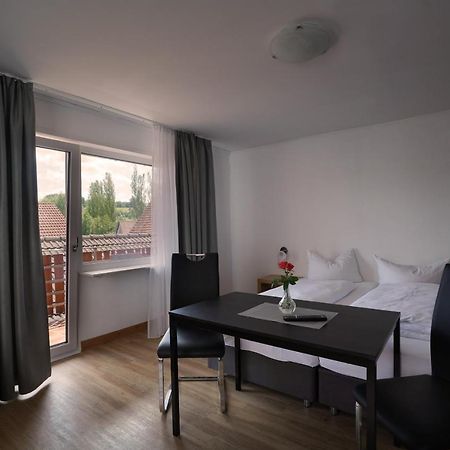 Hotel Gasthof Metzgerei Lamm - Benedikt Rueckel Geiselwind Exteriör bild