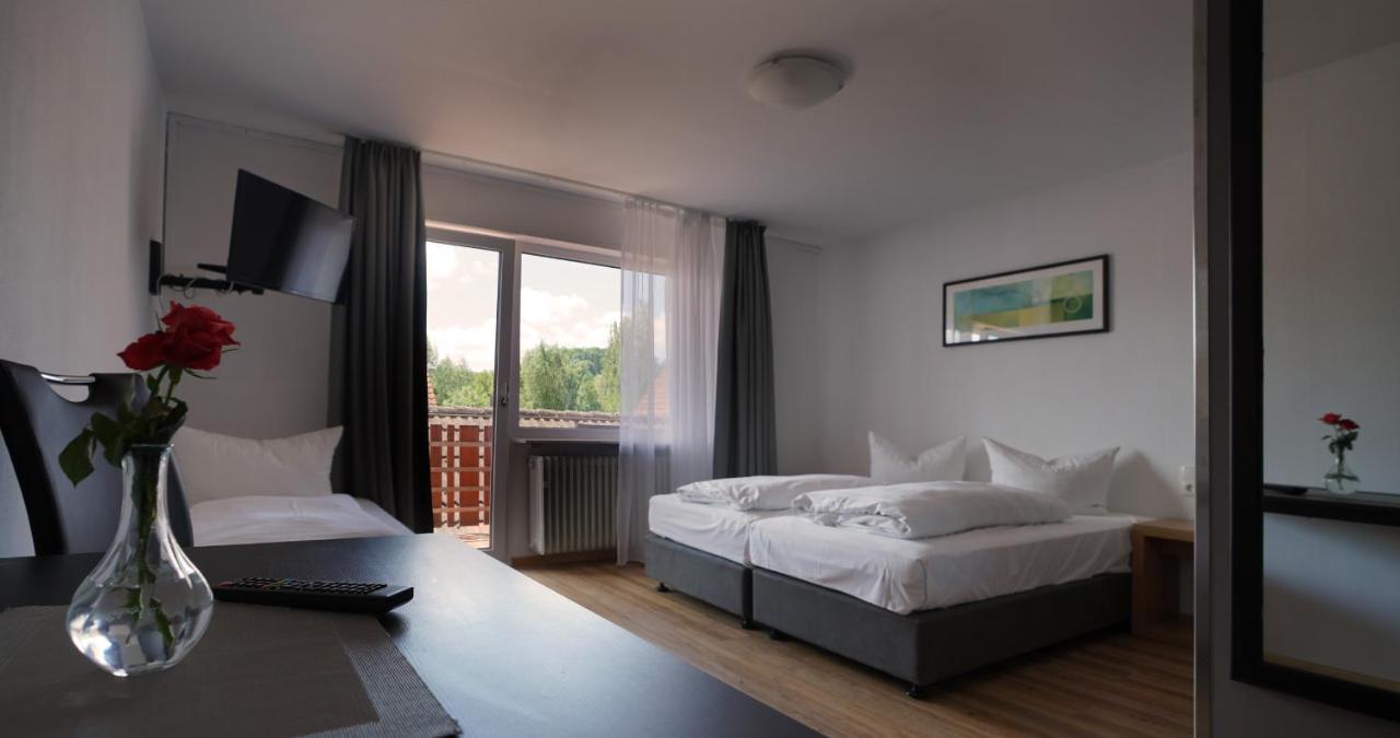 Hotel Gasthof Metzgerei Lamm - Benedikt Rueckel Geiselwind Exteriör bild
